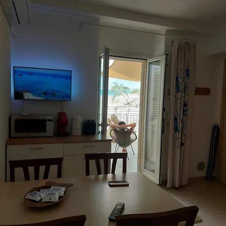 Saltwater Con Parcheggio Privato Апартаменты